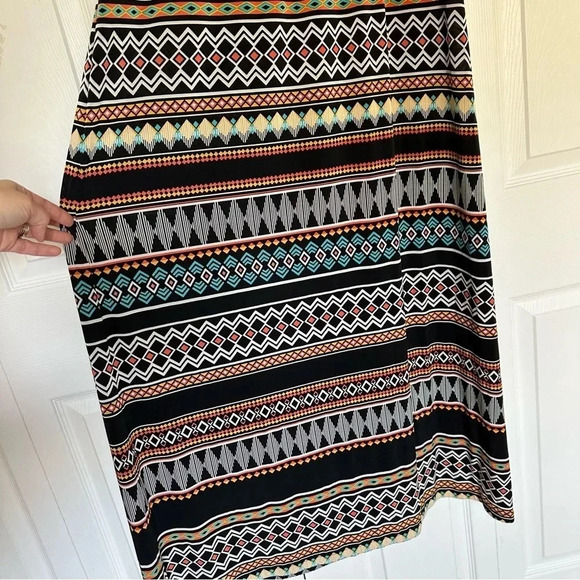 Apt 9 Halter Neckline Southwest Print Maxi Dress Size Large - Picture 4 of 11